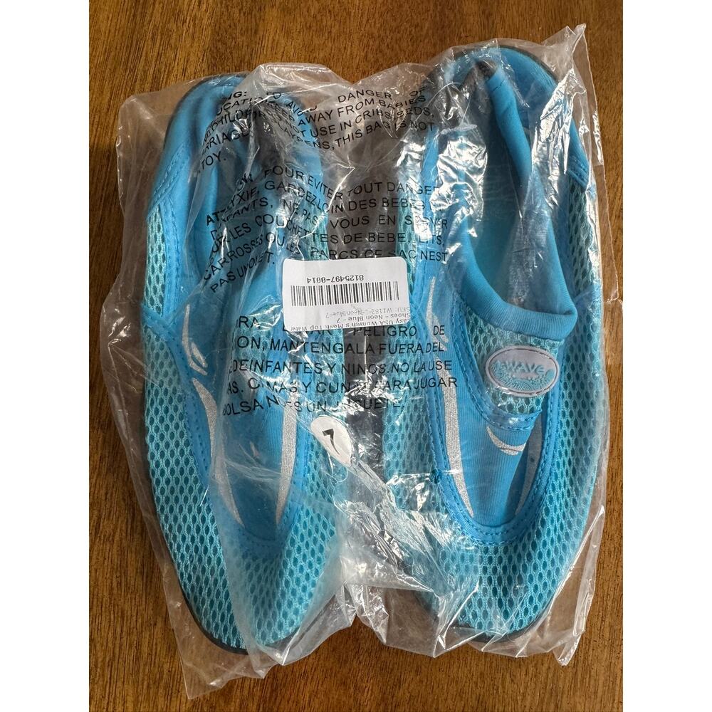 NEW Easy USA Womens Mesh Water Shoes Blue Aqua Slip On Pool Beach Size 7 NIP